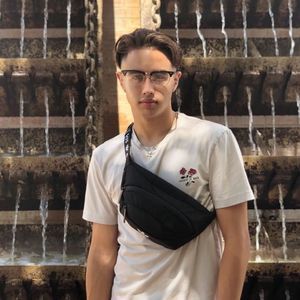 Meet your Posher, Colin